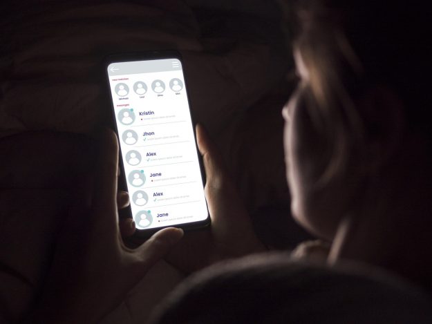 Závislosť na internete, závislosť na smartfóne, riešenia